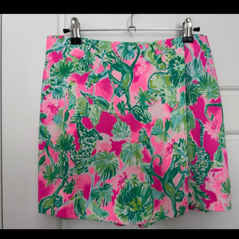 Lilly Pulitzer Woman’s Cassia Raz Berry Catty Shack skort Size 2